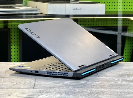Lenovo LOQ 15IRH8 4